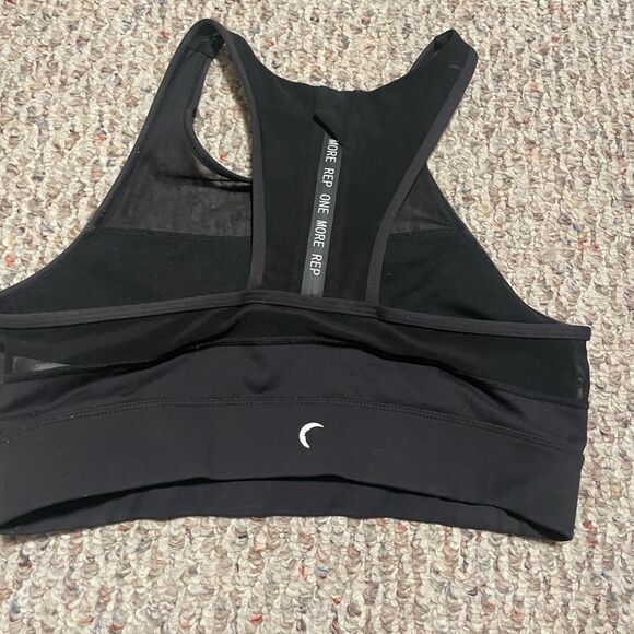 Zyia Active All Star Zip Back Sports Bra Black- Size Medium - Picture 4 of 5